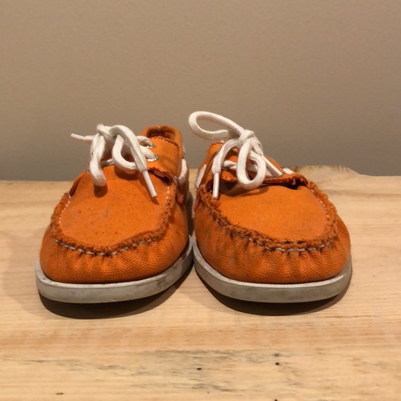 Levi’s Orange Boat Shoes. Size 11 - Picture 2 of 3